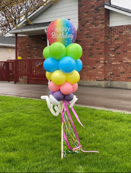 Outdoor Balloon Yard Art !